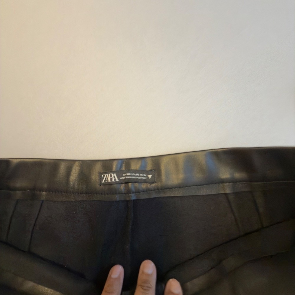 Zara Black Faux Leather High Rise Cropped Flare Pants Womens Plus Size 2X Chic - Picture 7 of 10